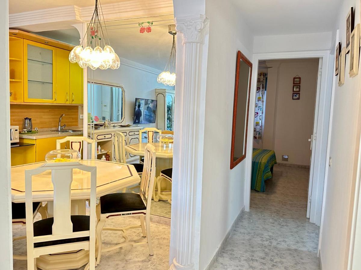 Playa Del Cura - Spacious Beachside *