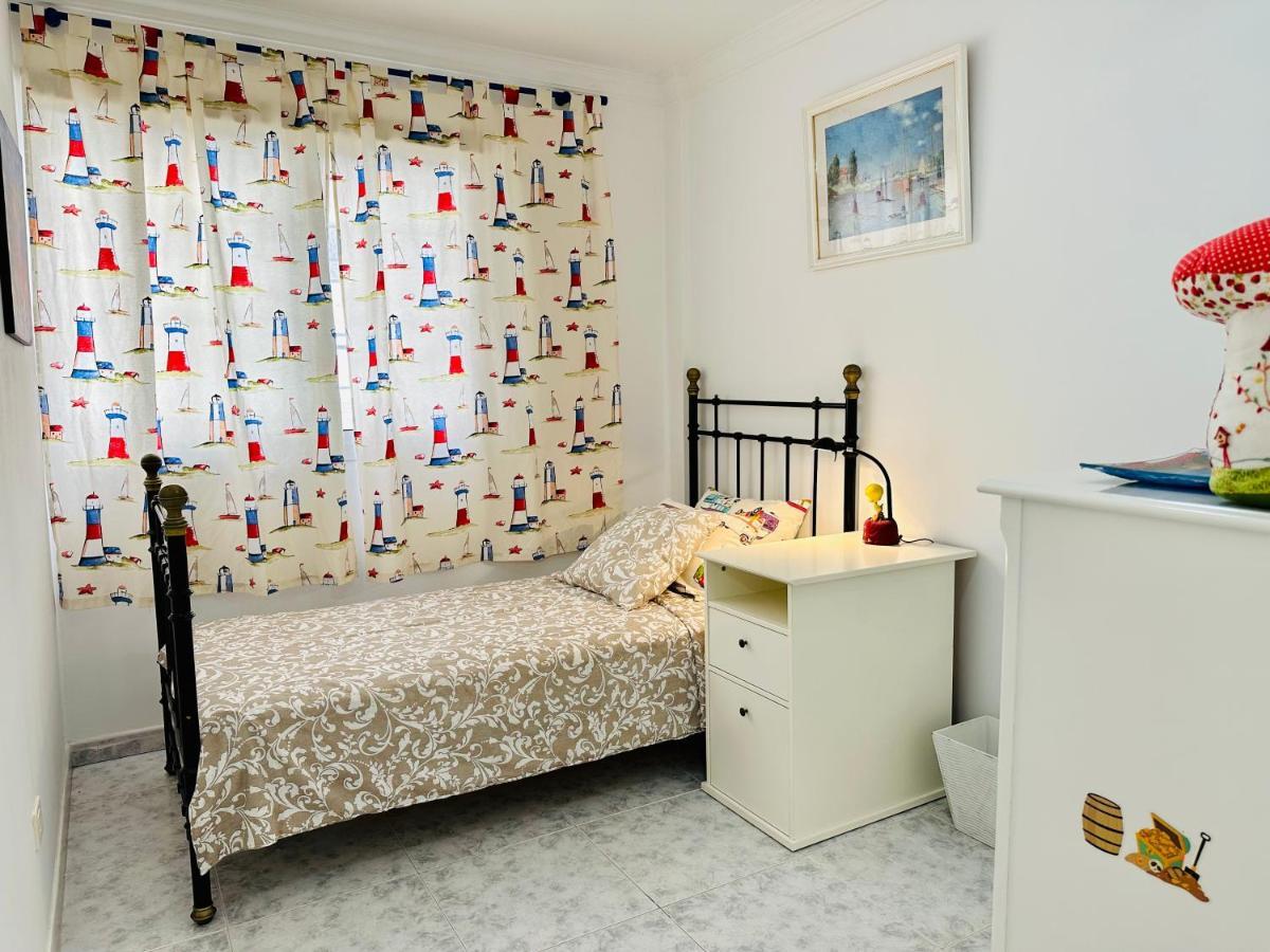 Playa Del Cura - Spacious Beachside *